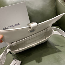 Load image into Gallery viewer, balenciaga