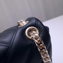 Load image into Gallery viewer, Serpenti38