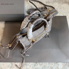 Load image into Gallery viewer, Balenciaga